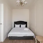 Praska Ostoja By Bookinghost Apartment Warsaw